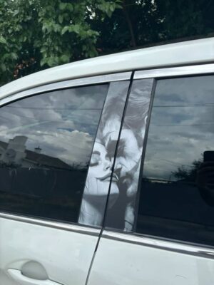 Наліпки на стійки автомобіля